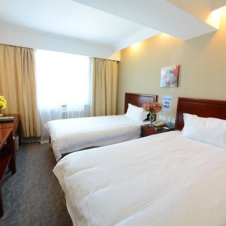 Greentree Inn Jining Yanzhou Jiuzhou Fangyuan Business Hotel מראה חיצוני תמונה