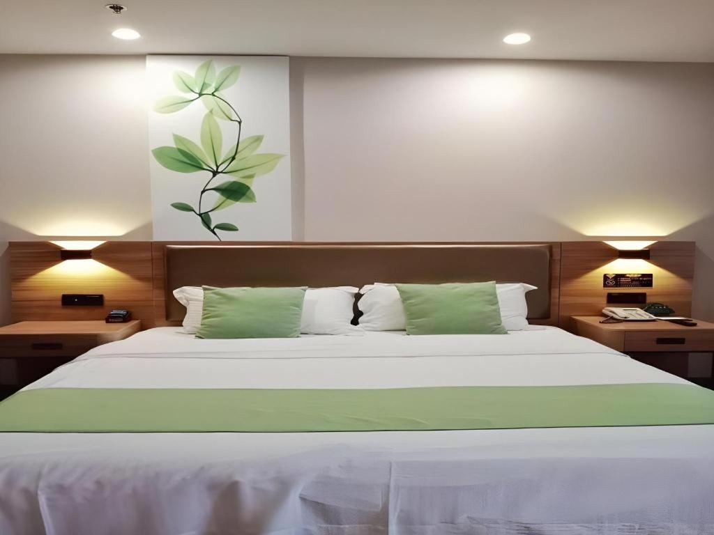 Greentree Inn Jining Yanzhou Jiuzhou Fangyuan Business Hotel מראה חיצוני תמונה