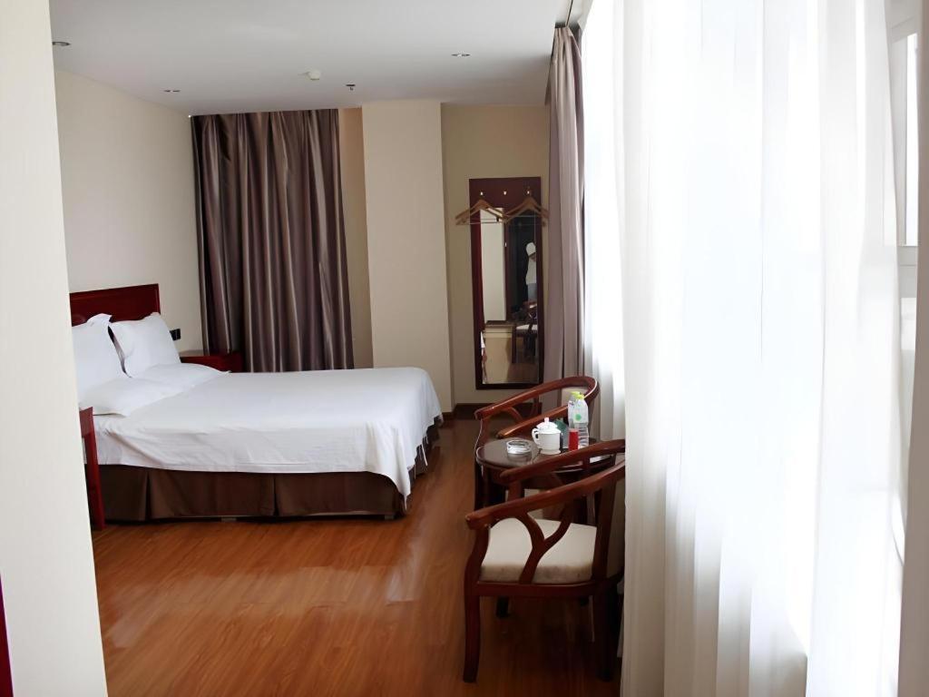 Greentree Inn Jining Yanzhou Jiuzhou Fangyuan Business Hotel מראה חיצוני תמונה