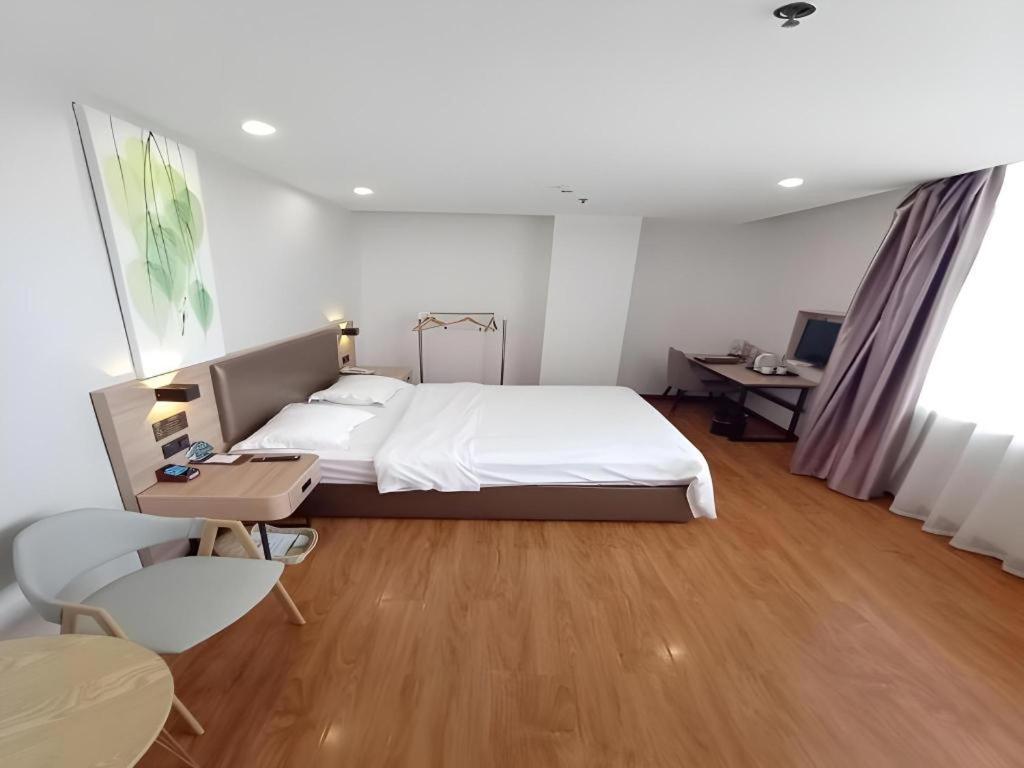 Greentree Inn Jining Yanzhou Jiuzhou Fangyuan Business Hotel מראה חיצוני תמונה